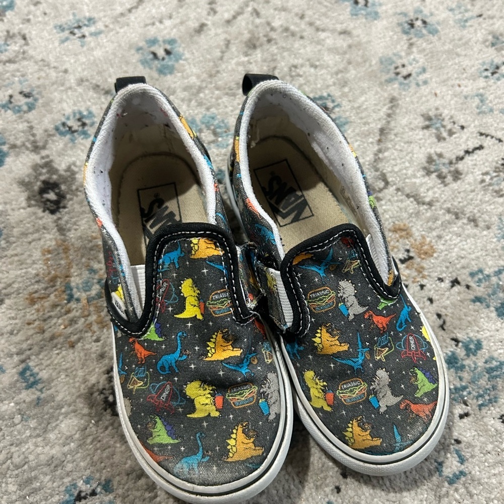 Vans Kids Colorful Dinosaur Slip-On Sneakers - Black - Picture 5 of 6